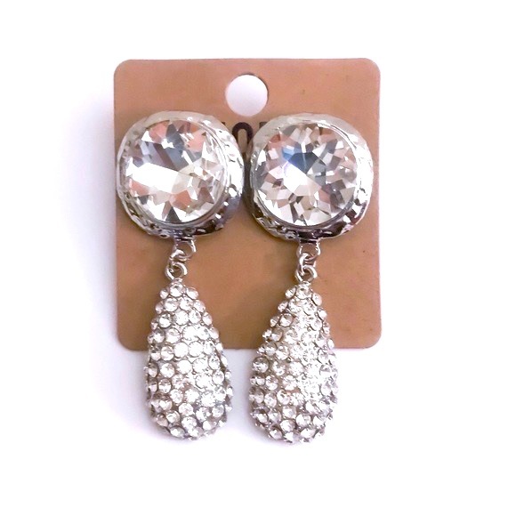 SOLD OUT🛍🆕SILVER RHINESTONE CLIP ON EARRINGS - Picture 2 of 3